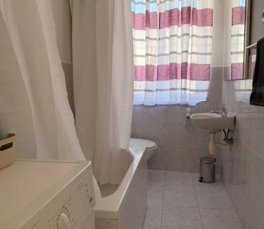 Cove Rogacic Apartment | Lovely Apartment in Vis City Center