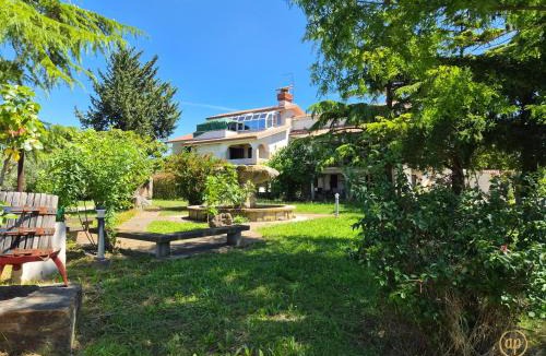 Secovlje Apartment | Riverside Apartments - pet friendly