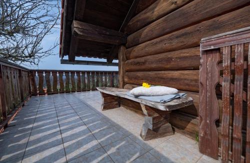 Hrastno House | Home in Heaven I Historical Log House
