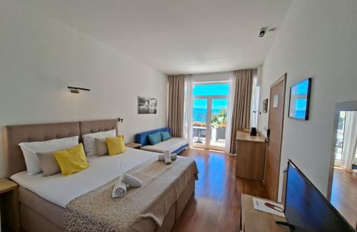 Podgora Hotel | Villa Cascada