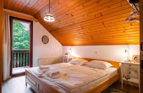 Bled Ski Chalet | Panoramic Forest Chalet Bled Lake and Castle View