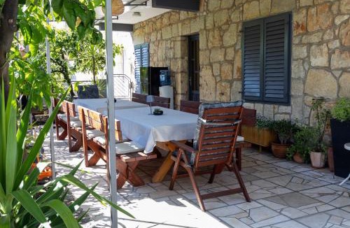 Vrisnik House | Holiday house with a parking space Svirce, Hvar - 17682