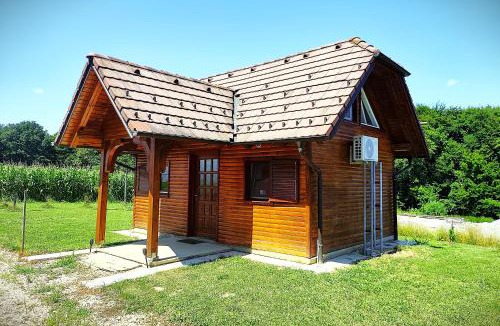 Ljutomer Ski Chalet | Brunarica