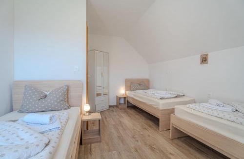 Vidrga Apartment | Weiss Sport & Relax Apartment - Happy Rentals