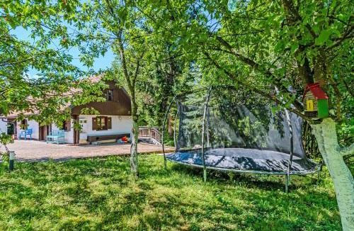 Gornja Stubica House | Grandpa's House With Pool - Happy Rentals