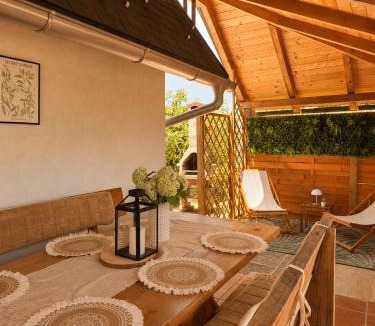 Duga Resa House | Mreznicka Idila resort- 3 riverside tiny houses with pool&jacuzzi