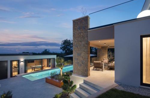 Kastel Villa | Villa D2