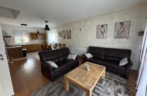 Trnovac House | Kuća za odmor NIMA