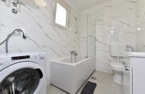 Vintijan Apartment | Apartment Florinda 2091