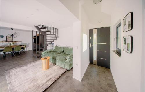 Krasic House | Nice Home In Krasic With Sauna