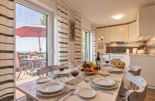 Tisina Apartment | House VilAna- Jacuzzi Garden & BBQ - Happy Rentals