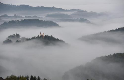 Vojnik Villa | Slovenia Valley Views