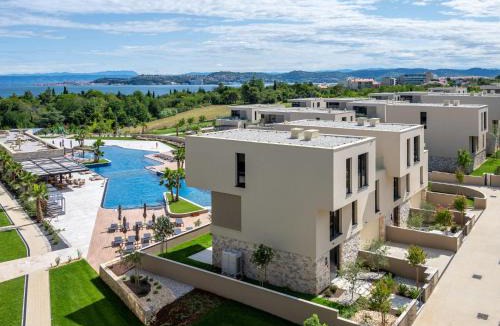 Savudrija House | Holiday Home Petram 3 bedroom Villa with studio room by Interhome