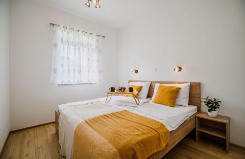 Cerklje ob Krki Apartment | Villa Loti Apartment With Private Hot Tub