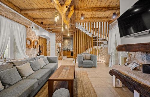 Zudetici Villa | Villa Blazeni Miroslav Bulesic in Central Istria for 8 people with private heated pool and sauna