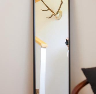 Idrija Apartment | TDI - Modern 2-Bedroom Apartment in nature