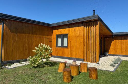 Karlovac Villa | Dobra Vila I Riverside Cabin Retreat