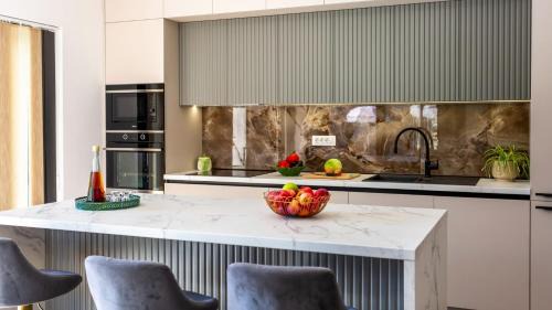 Sarsoni Villa | Vila SUNLIFE with pool&sauna by Villas Guide