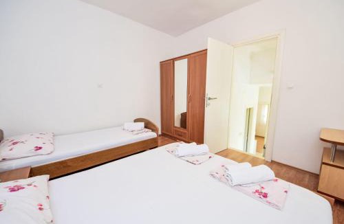 Arbanija Apartment | Apartment Klarić-1 by Interhome