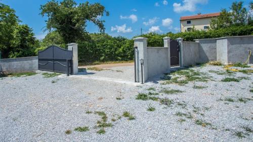 Radovani Villa | Holiday Home Zora - Radovani by Villas Guide
