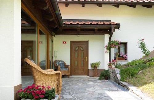 Zgornja Sorica House | At Peskar's a charming countryside house