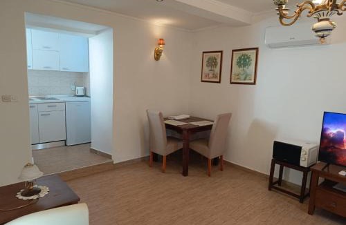 Presika House | Guesthouse Adriana Cottages