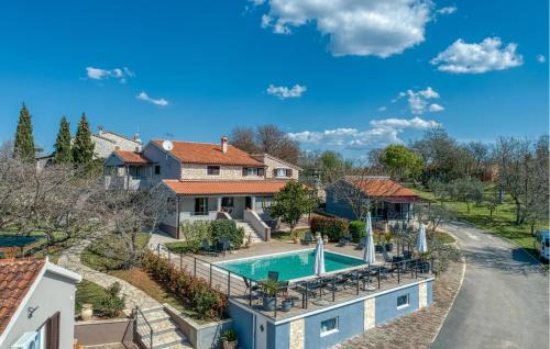 Kurili Apartment | 1 Bedroom Pet Friendly Apartment In Kanfanar