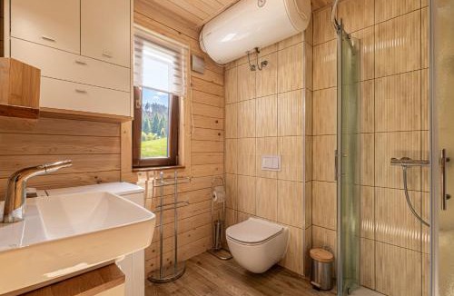 Velike Bloke Ski Chalet | Forest Princess Chalet near Lake Bloke - Happy Rentals