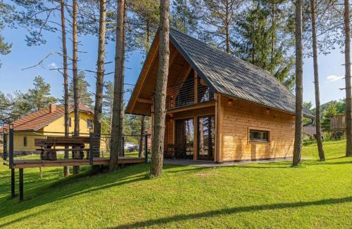 Velike Bloke Ski Chalet | Forest Princess Chalet near Lake Bloke - Happy Rentals