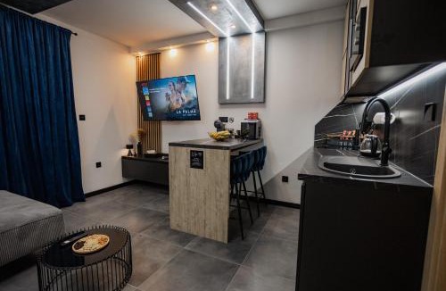 Borovo Apartment | The Golden Wolf - Wellnes & Spa Luxury Apartment - SELF CHECK IN - FREE PARKING