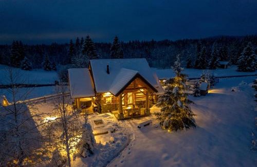 Hlevci Ski Chalet | KRALJICA ŠUME - Divjake Log Home