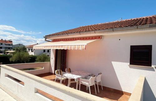Vantacici Apartment | Apartments with parking space Vantacici, Krk - 5566