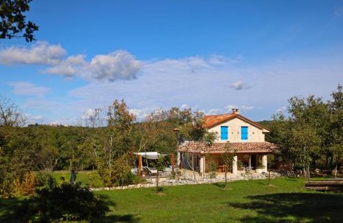 Bibali Villa | Villa Krug with 3 br and a pool immersed in nature near Buje