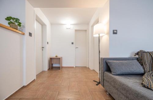 Ivancna Gorica Apartment | 2 Bedroom Apartment Sima with Seasonal Shared Pool