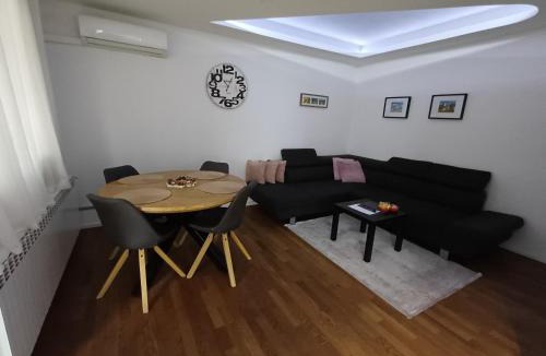 Virovitica Apartment | Apartman Gaby