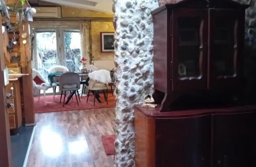 Ljubljana House | LOVELY ROOM in Rose resort, Ljubljana
