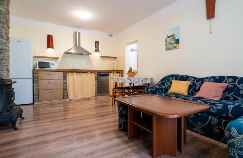 Porozina Apartment | Casa Porozina - Cozy Apartments & Rooms - Paradise Beach 300m