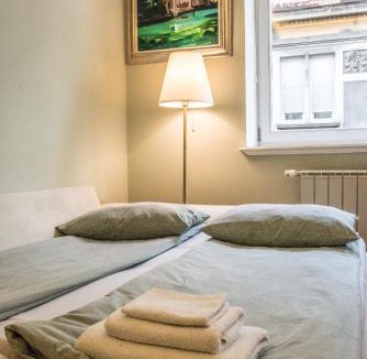 Ferhadija Street Apartment | Apartment Sophie - 75 sqm - Free car garage