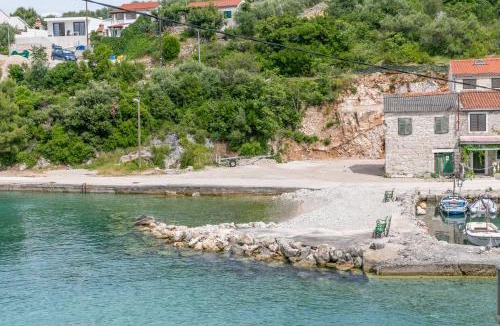 Donje Selo Apartment | Apartments by the sea Cove Donja Kruscica - Donja Krusica, Solta - 15636