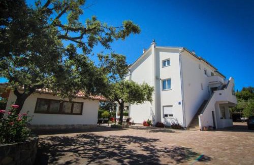 Palit Apartment | Apartments with parking space Palit, Rab - 4971