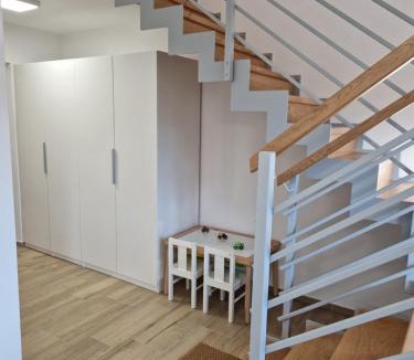 Smarje pri Jelsah Apartment | Linden Retreat Apartments with Sauna