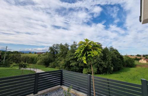 Hrastnik Apartment | Domačija Rajsko srce