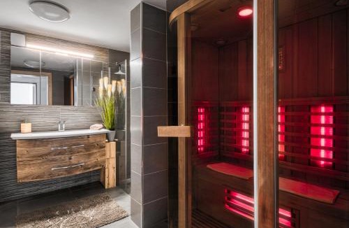 Hocko Pohorje House | Panoramic View Cottage House - Private Wellness Retreat