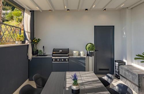 Volosko Apartment | The Flat Opatija - Penthouse with pool, barbecue & more