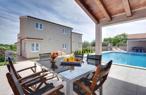 Valtura Villa | Villa Marcelia