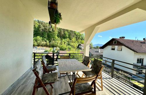 Ljubljana Apartment | New sunny 3-room apartment with parking and air conditioning