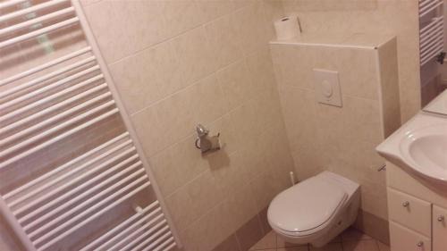 Gorenja Vas pri Smarjeti Apartment | Tourist Farm Škrbina