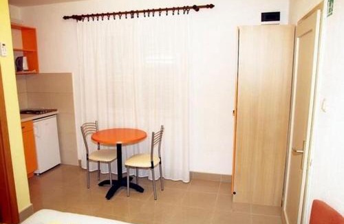 Vrpolje Apartment | Apartments Sini