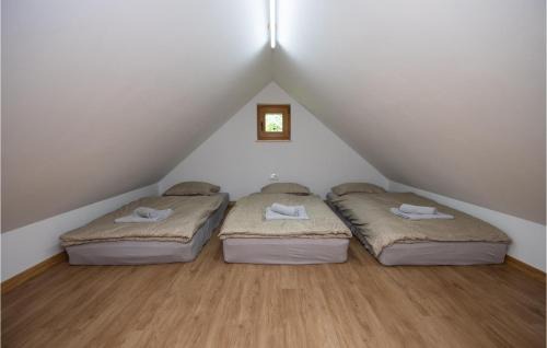 Vrhnika House | Lovely Home In Vrhnika With Wifi