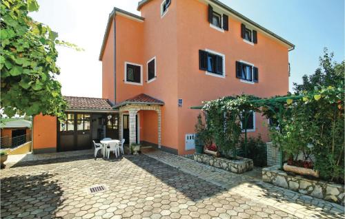 Zbandaj Apartment | Apartment Zbandaj Zbandaj Ii